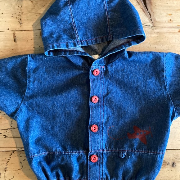 Very cute vintage light jeans jacket with red button, size 12 month - Picture 3 of 8